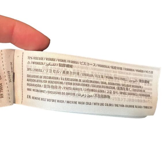 Hollister black drape belted coat. Size large‎ - Picture 4 of 11